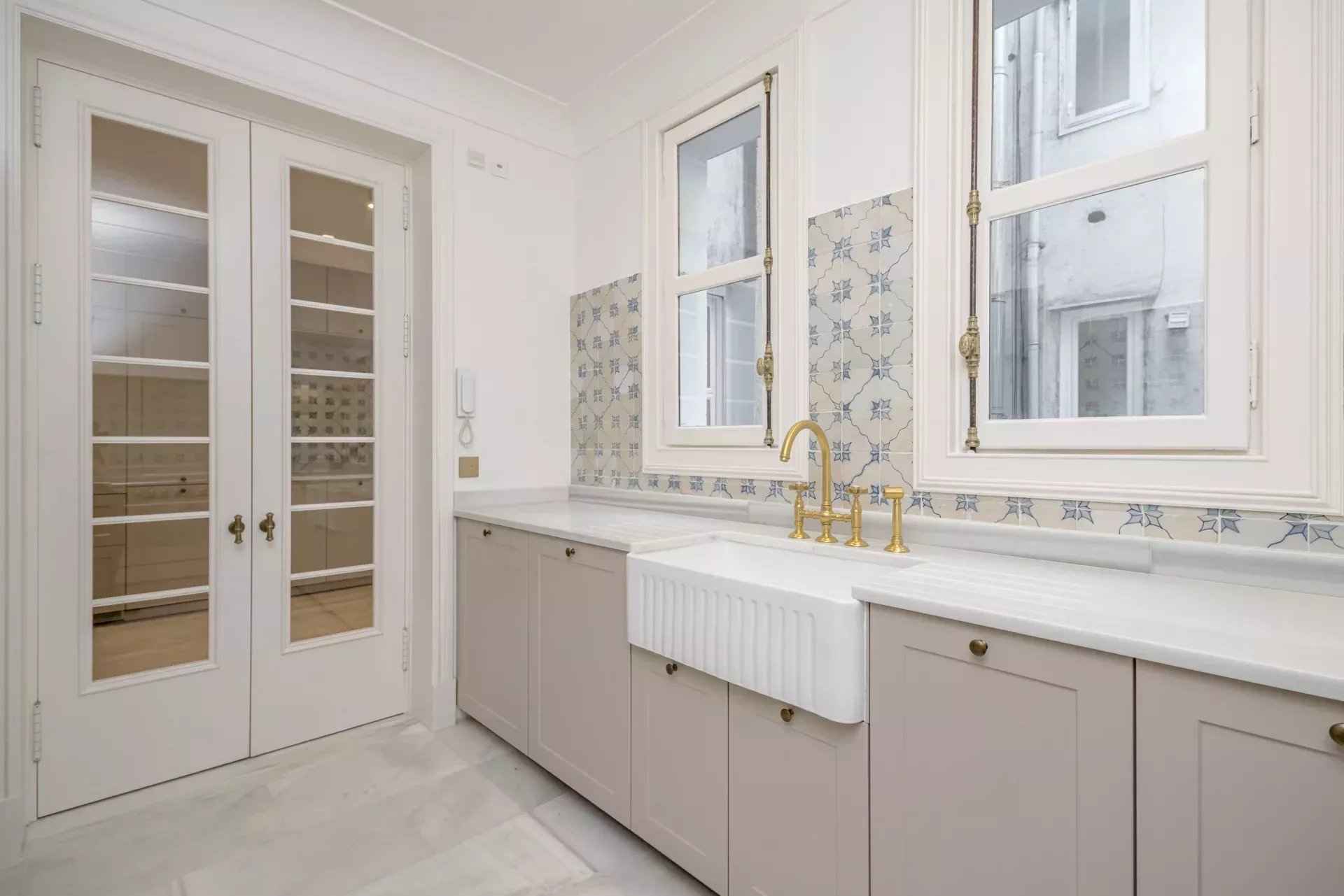 49a2698f18d42aa49c472e5aebdbd4f0 168f3b55d4 1920 original - Attribut alt par défaut.