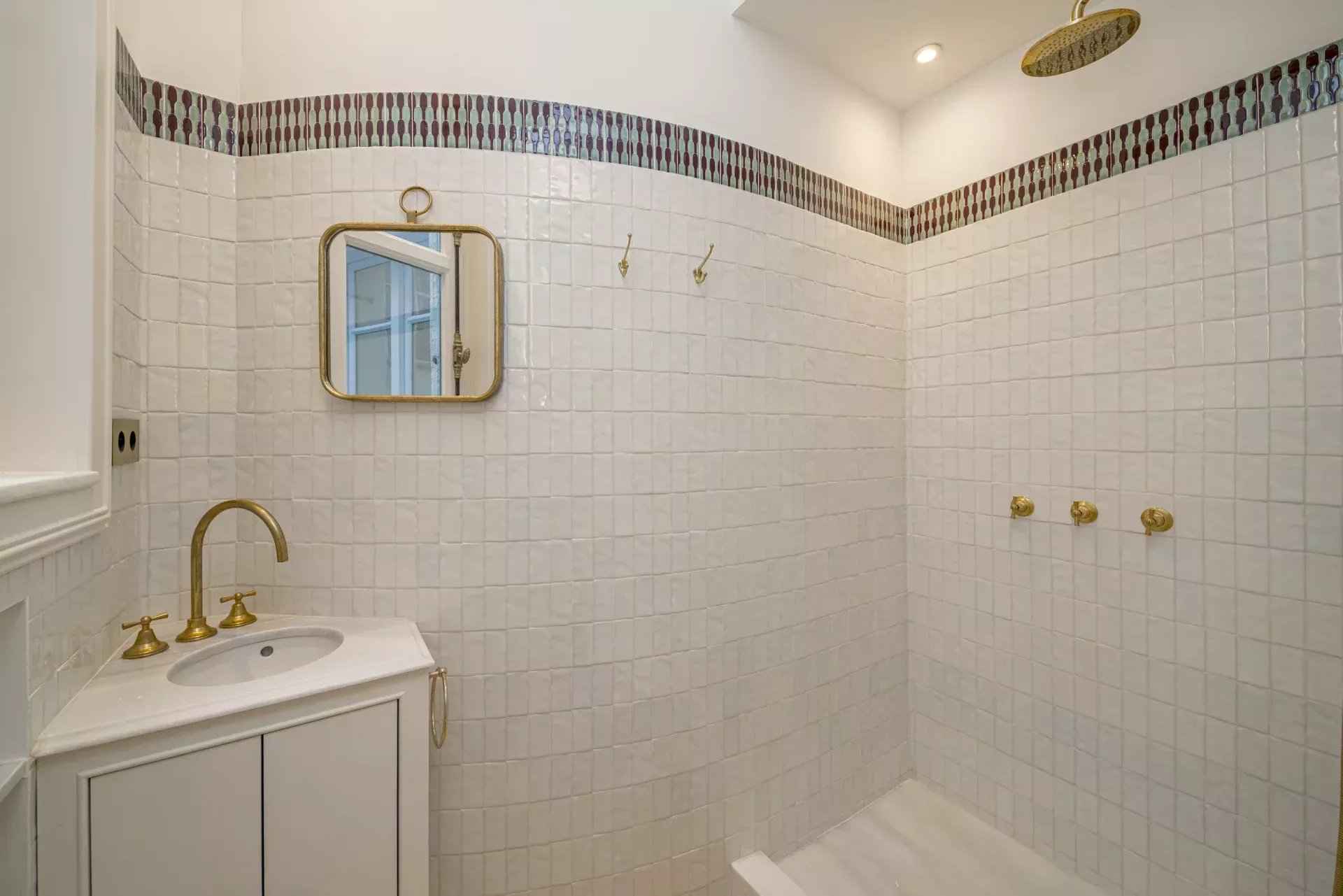 2281cbee48d838c32ba6cd103e82bafd ce24660476 1920 original - Attribut alt par défaut.