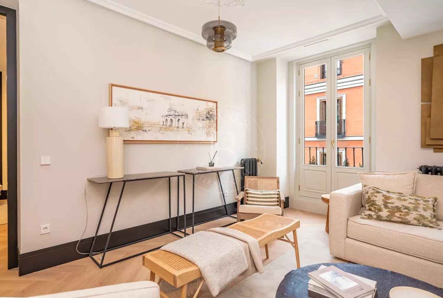 De7060e461088abdcfe13ff248634feb cbe6b8a3b6 1500 original - Translation missing: en.helpers.application.image_tag.default_alt