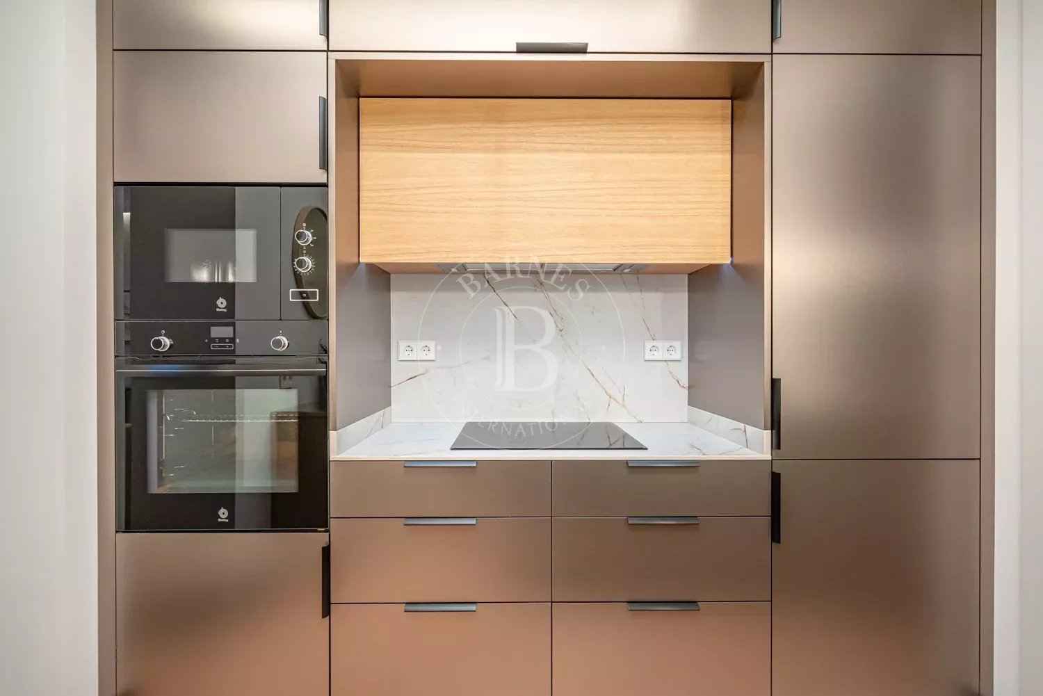 30fecfd4bc1f2eb4ee22a470058fba07 857129d197 1500 original - Translation missing: en.helpers.application.image_tag.default_alt