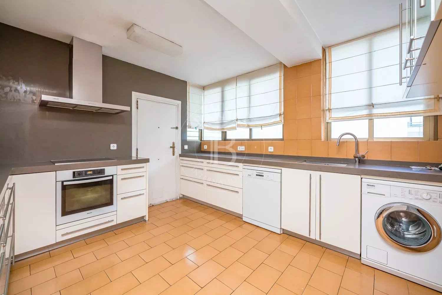 Be4e78f15100f37b8e78af7ac372a18c 824bd42e65 1500 original - Attribut alt par défaut.