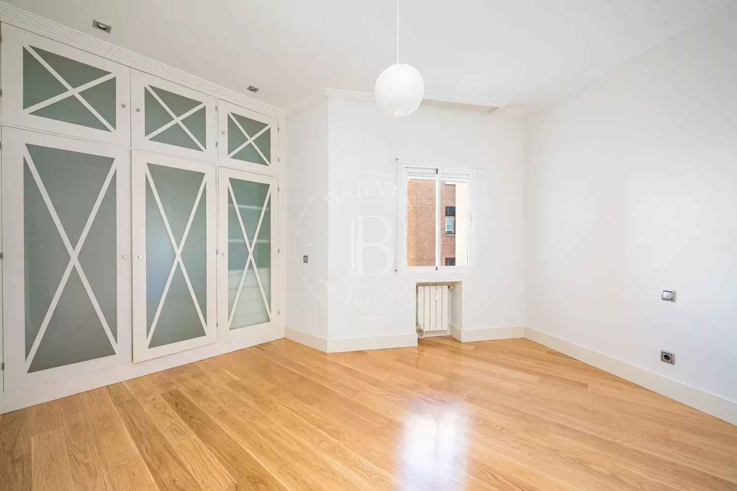 944f44111ef3ae5d5e589b09828aef13 2c30e139c8 1500 original - Attribut alt par défaut.