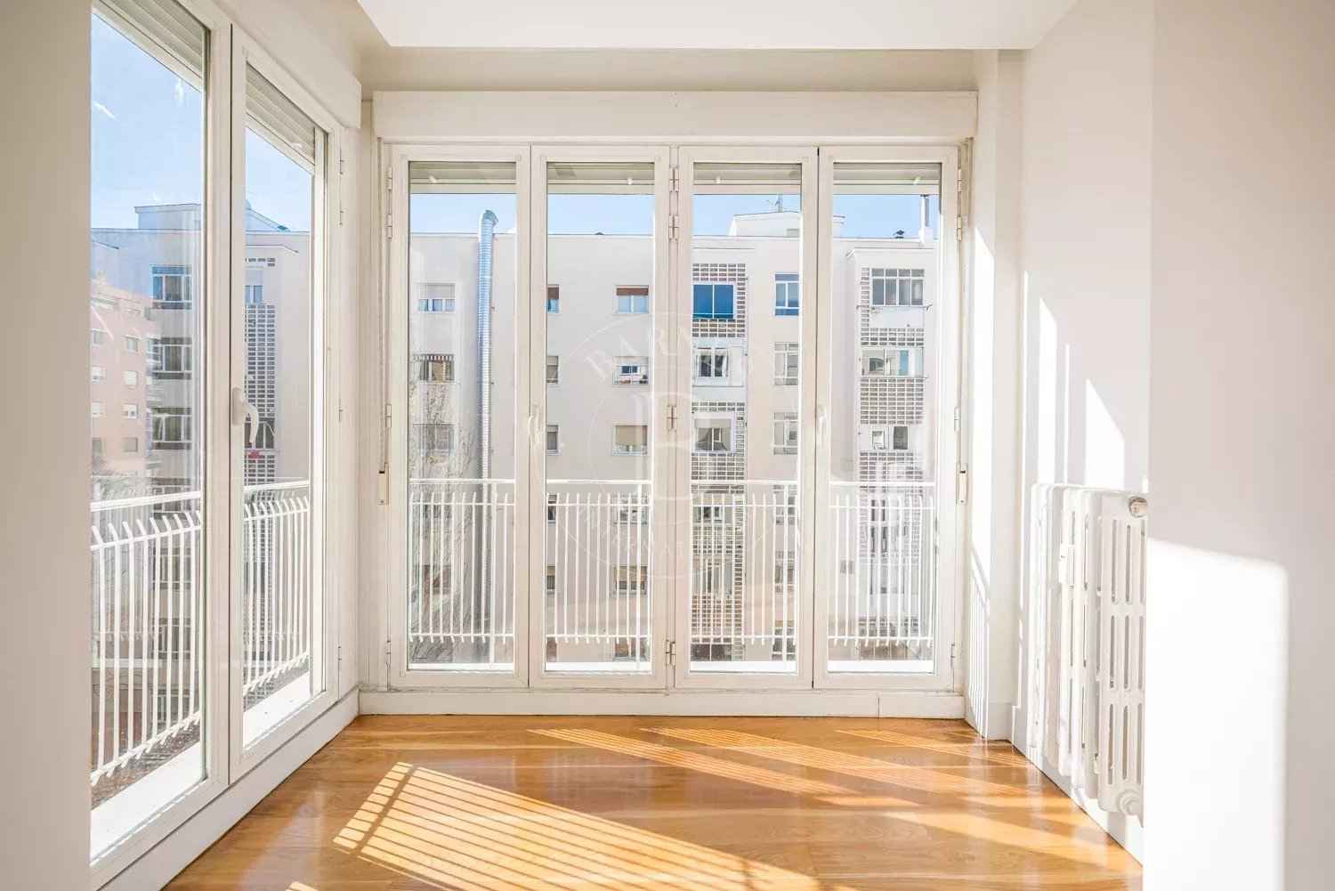 5cda7c229ffc2df1f7c7ce250a8bd841 ed52e7dff4 1500 original - Attribut alt par défaut.