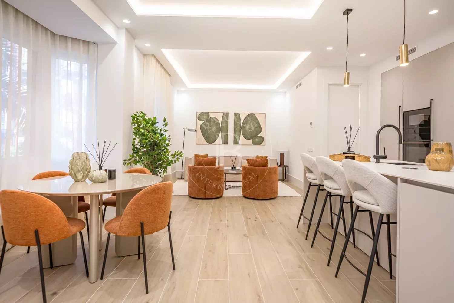 0c42fb8b36b3c72ee8118779c7a2ec76 3375f0be41 1500 original - Translation missing: en.helpers.application.image_tag.default_alt