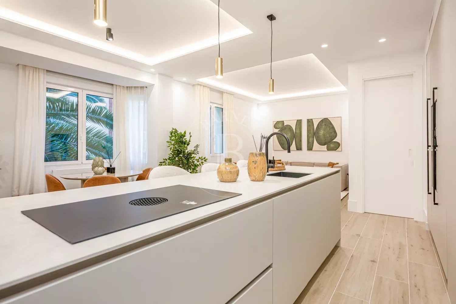 59136cea87a6bb44d21bc89626836d3f 0fa3d0c464 1500 original - Translation missing: en.helpers.application.image_tag.default_alt