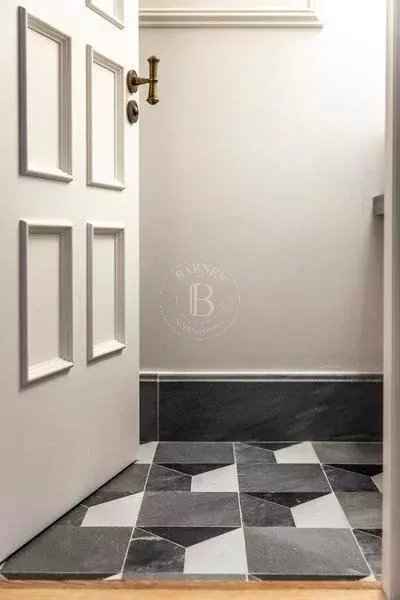 4701b1f05bbc05b6e0cf5e981fe89e3b 857d8eaa7b 600 original - Attribut alt par défaut.