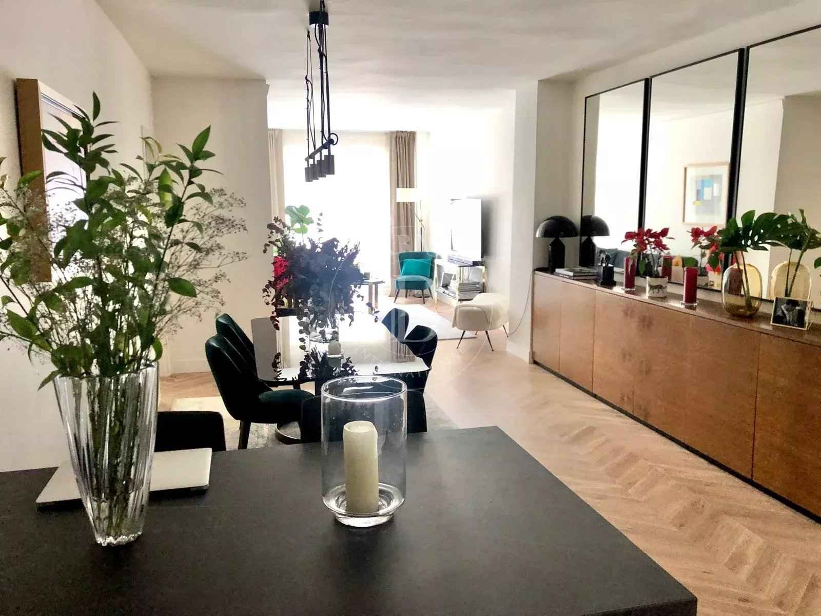 E46e257efd90d32484c2a8dbdcb70724 017321ab6c 1600 original - Attribut alt par défaut.