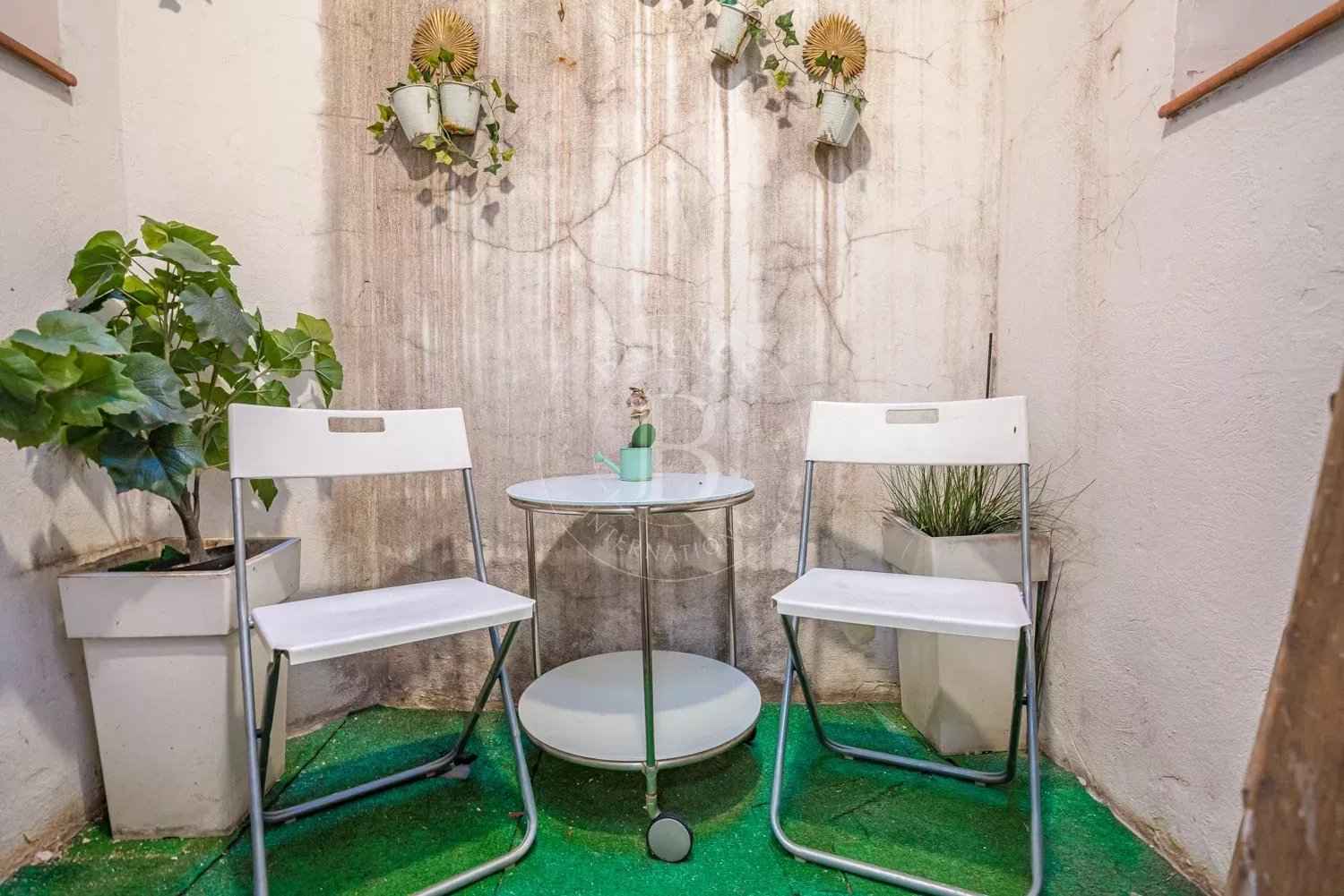 De3a2dd3eecc32877f7d6d859d66e683 0087261582 1500 original - Attribut alt par défaut.