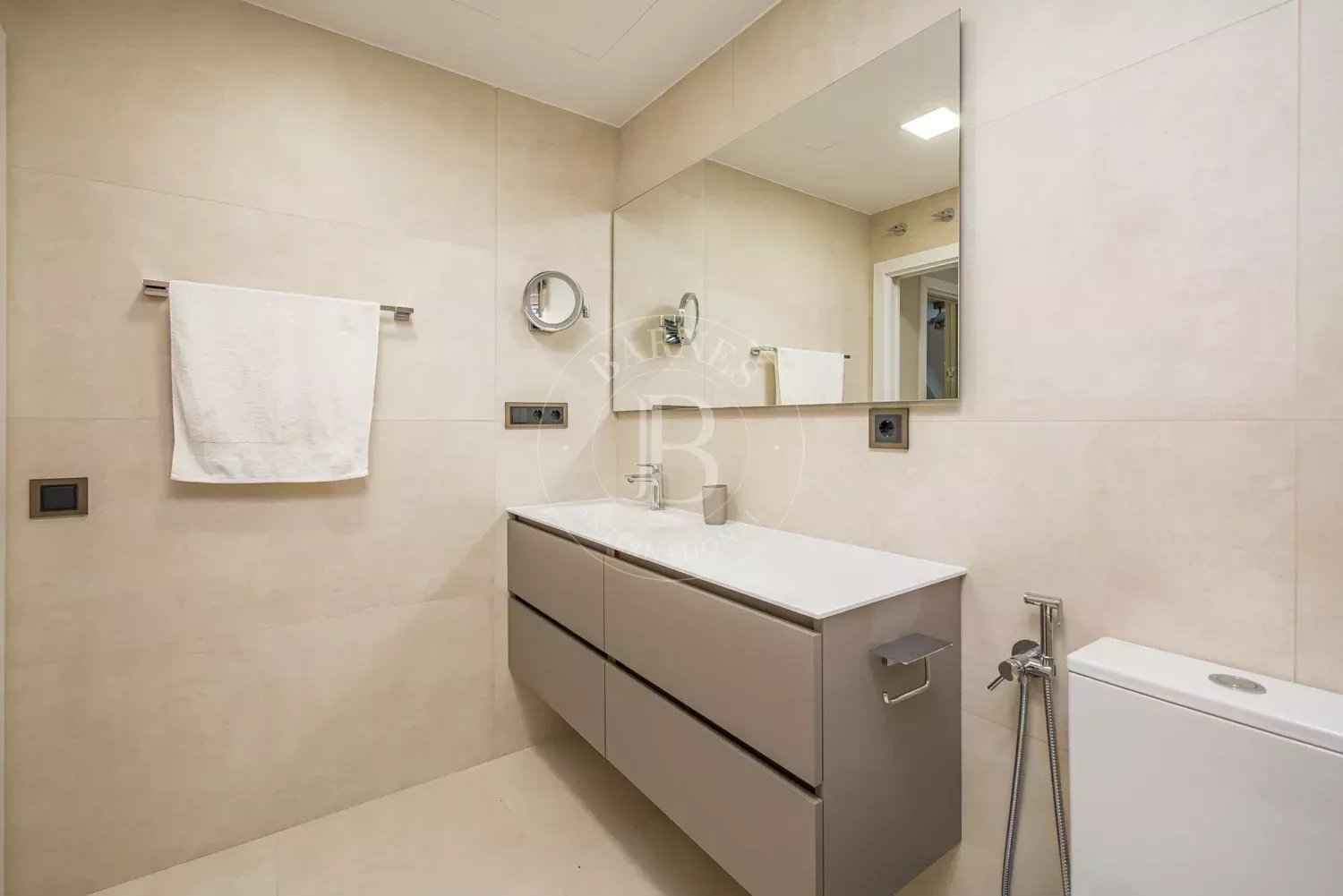 22a9b34e5742b892e22c679cbed7b995 b70853efe8 1500 original - Attribut alt par défaut.