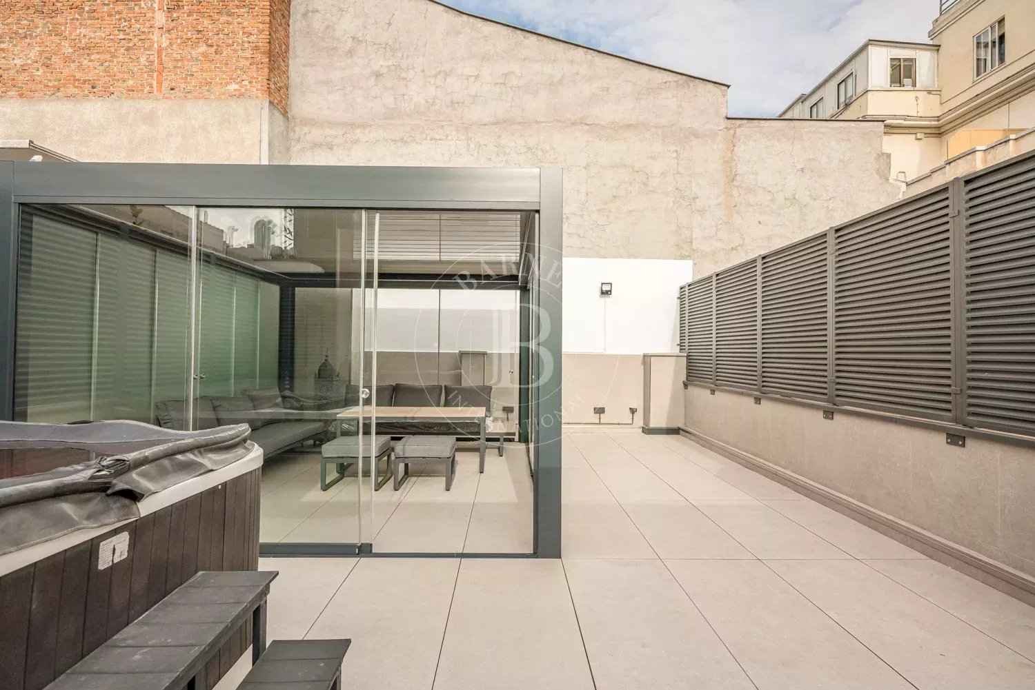 23e710cd3aeb5f7efa551881a2a7cdf3 432f7980e9 1500 original - Attribut alt par défaut.