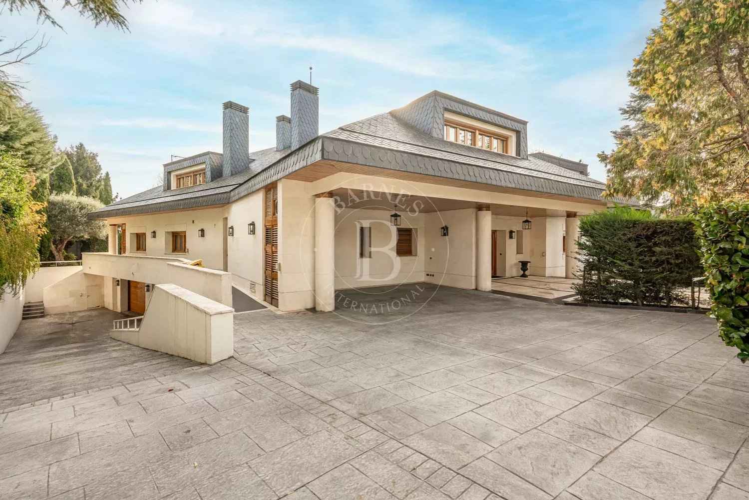 E2f5282a54373226dea758a3a993240f 6255b85063 1500 original - Translation missing: en.helpers.application.image_tag.default_alt