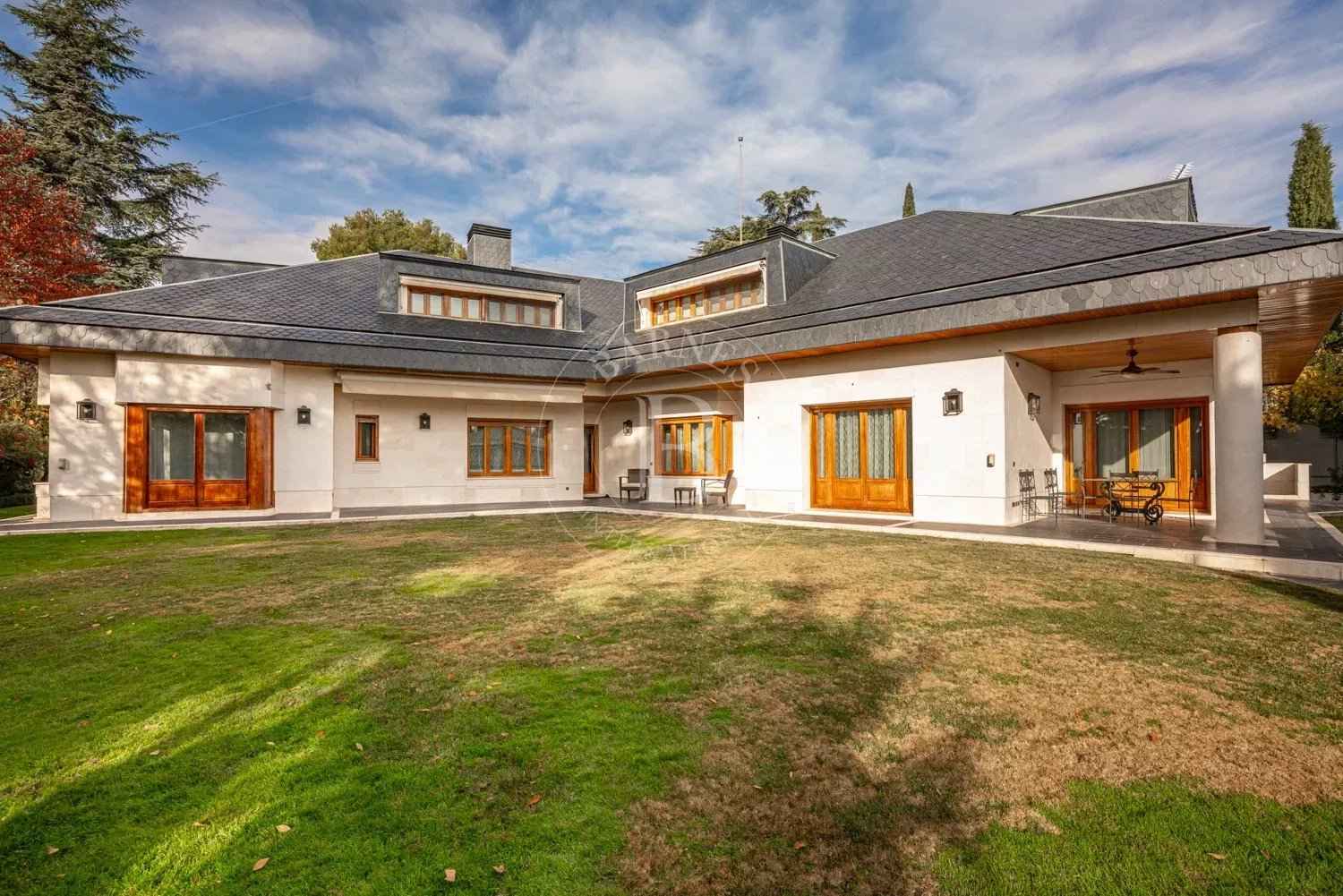 8753b10239b75034d356086ab6739f22 ae35c39997 1500 original - Translation missing: en.helpers.application.image_tag.default_alt