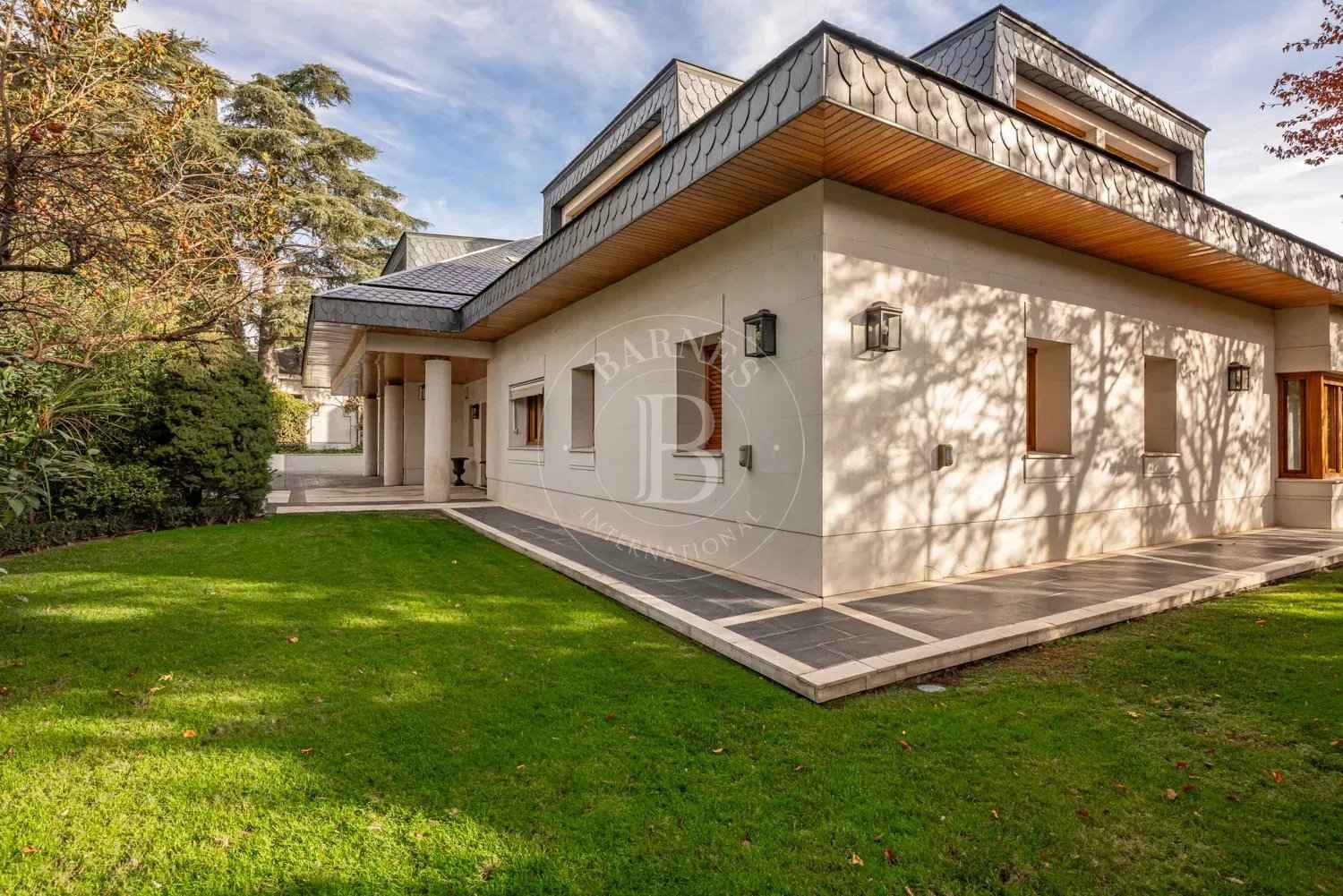 D6cc649fa55e6b8da6a82269829f0744 d389501d21 1500 original - Translation missing: en.helpers.application.image_tag.default_alt