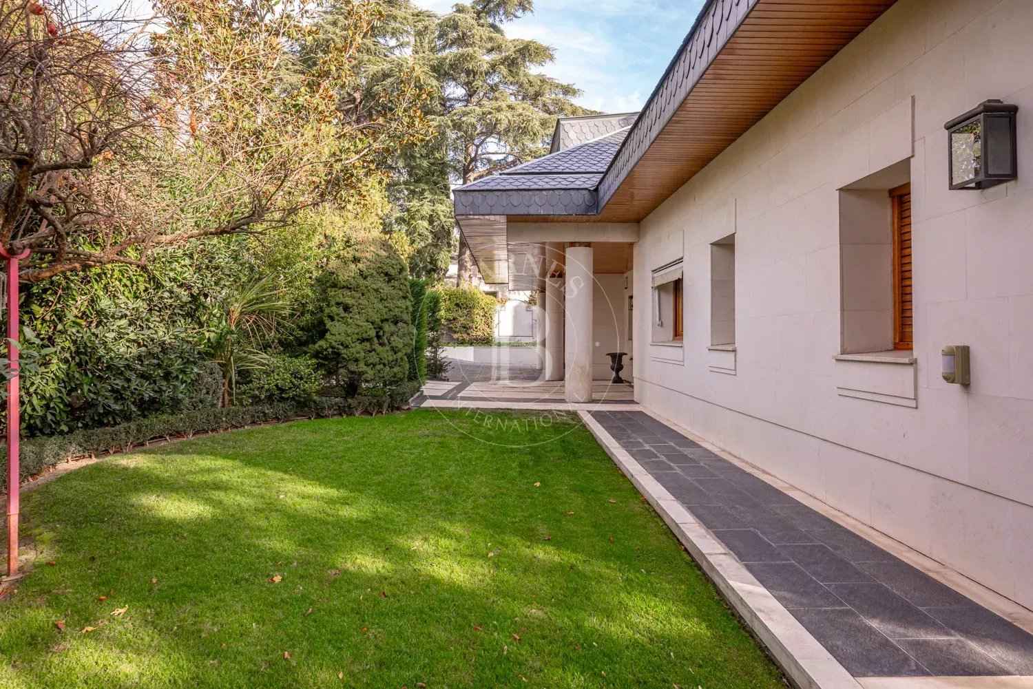 30a09de7d625cf9426019d09eb477b56 5f3a189e6e 1500 original - Translation missing: en.helpers.application.image_tag.default_alt