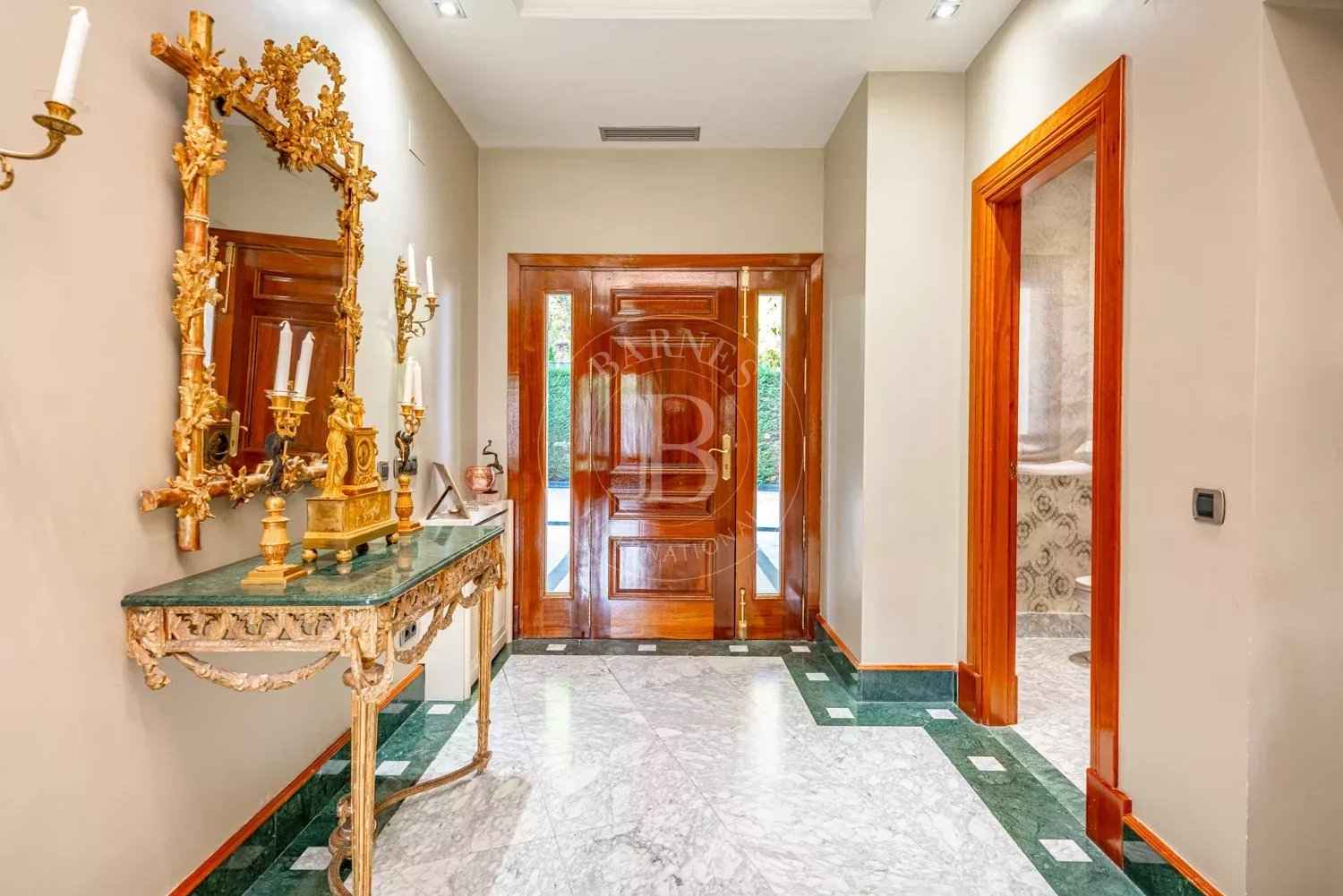 D0279c9f7c164d6d992f75d1e824396a 020544121d 1500 original - Translation missing: en.helpers.application.image_tag.default_alt