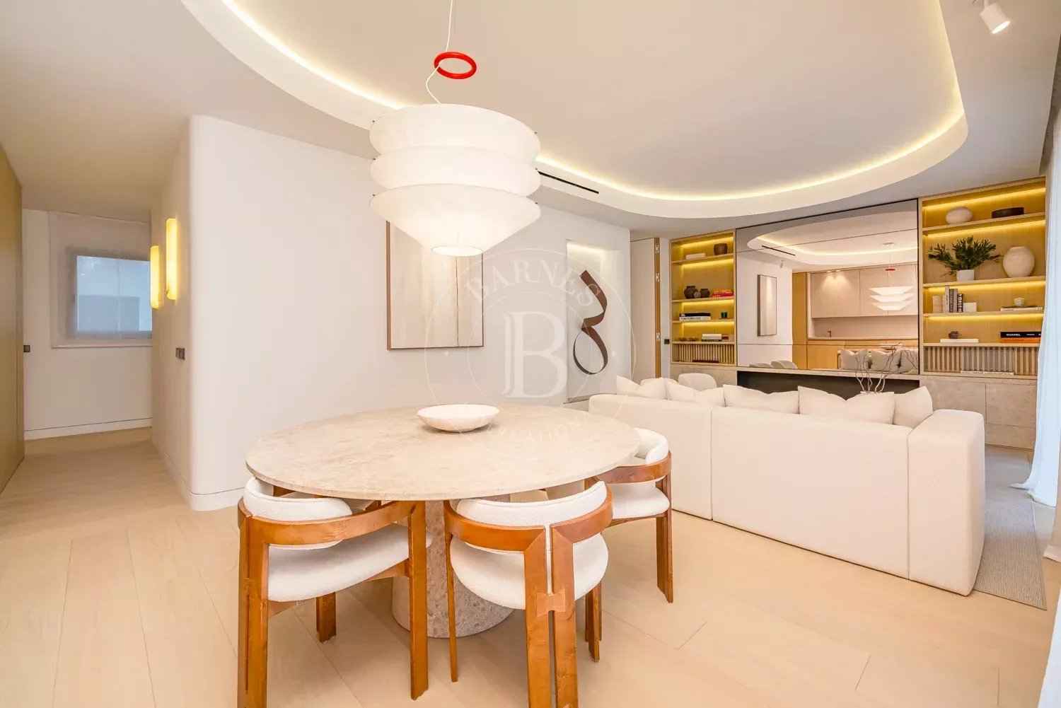 D6e4fd6887c8bfd3246a28855a6b7cf7 2b5c42ef6d 1500 original - Attribut alt par défaut.