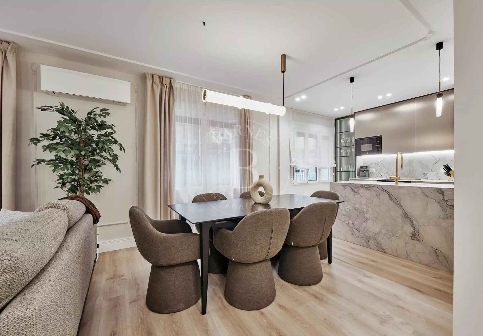 99c6a8434680bb07c087bb4f8404f62b 8d25f899e2 1920 original - Attribut alt par défaut.