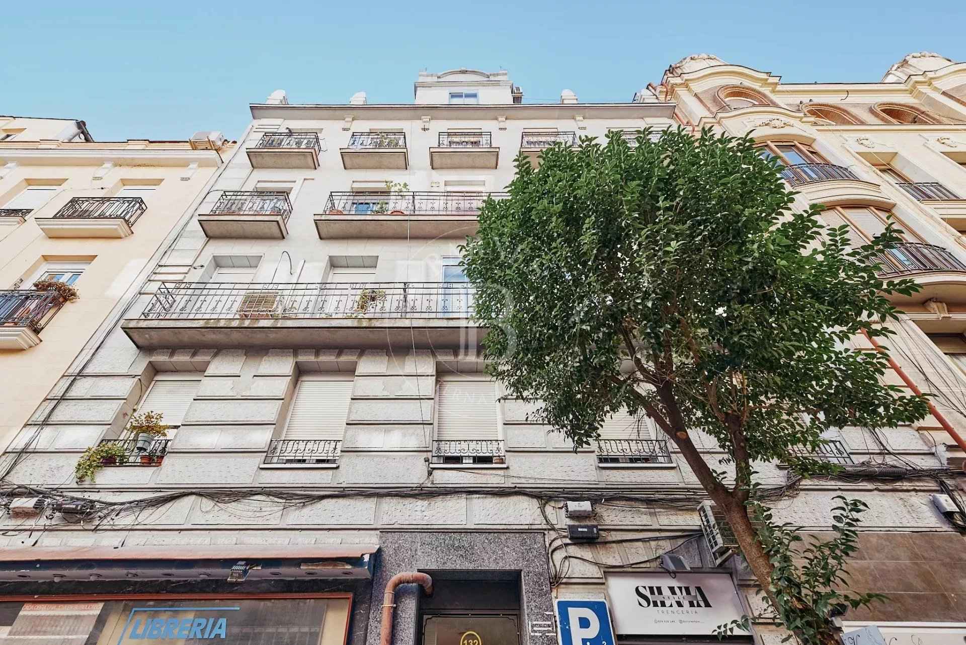 Baf27409fe4ea5b63e051f95355ff0e8 0049458ed7 1920 original - Attribut alt par défaut.