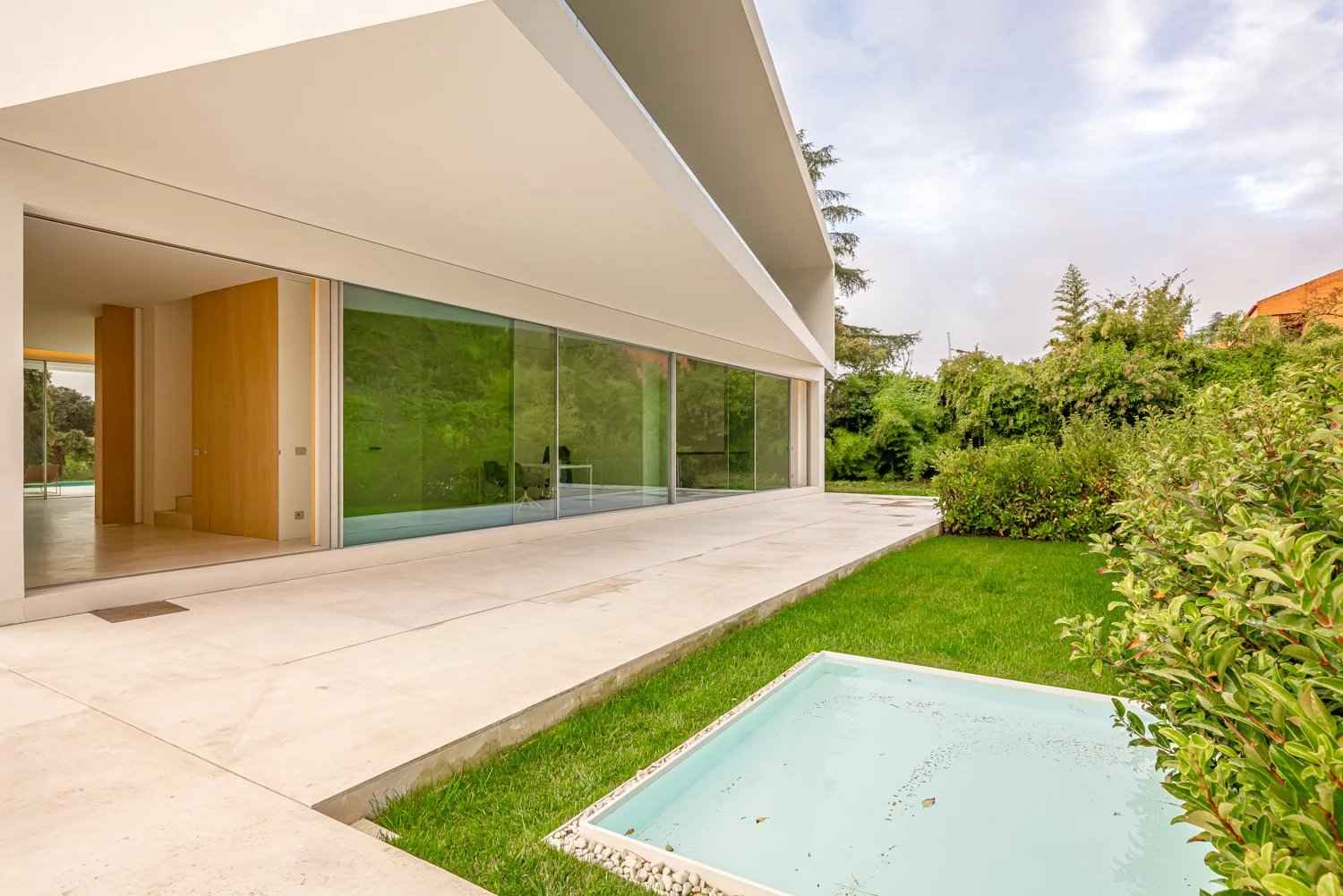 67edda29bb4de47c16577c2b63621228 454c41c90a 1500 original - Attribut alt par défaut.