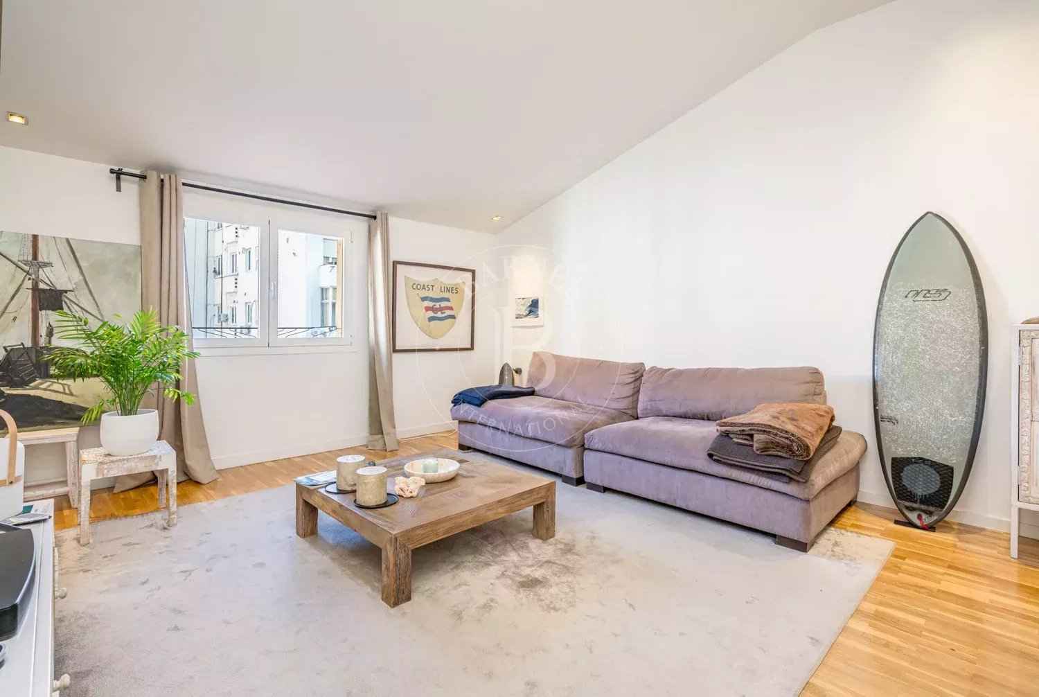 26e9cc06c33bd74f237e89ddd71dae40 92e08c3894 1500 original - Attribut alt par défaut.