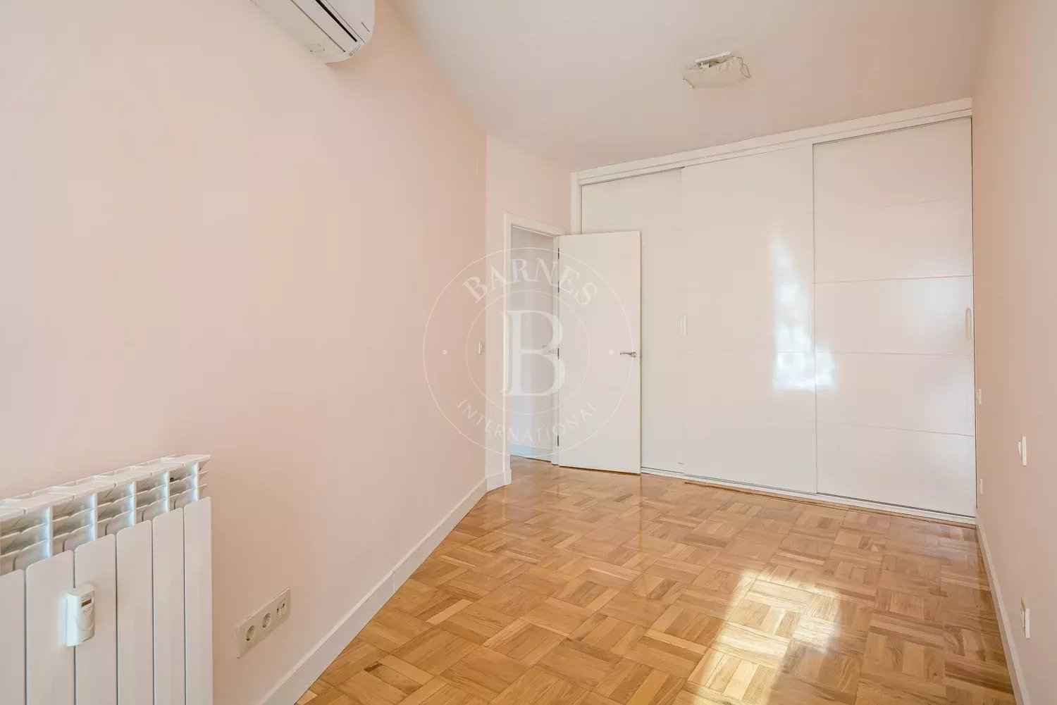 18773f1cfb310ebe67de2147887b5335 d6e59dbd84 1500 original - Attribut alt par défaut.