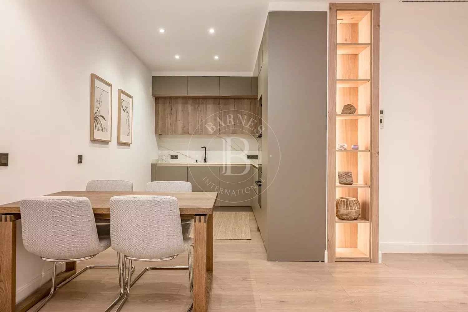 562a39a7174aa978290d318f9d533692 c0feaa9a92 1500 original - Attribut alt par défaut.