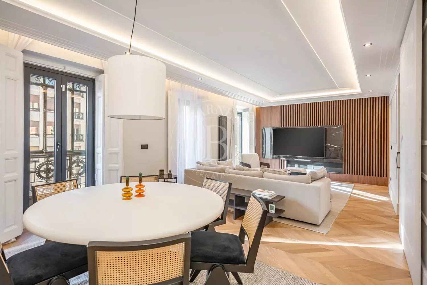 8ebd533676c0ef90f5129179ce407d7e 0f68178afd 1500 original - Attribut alt par défaut.