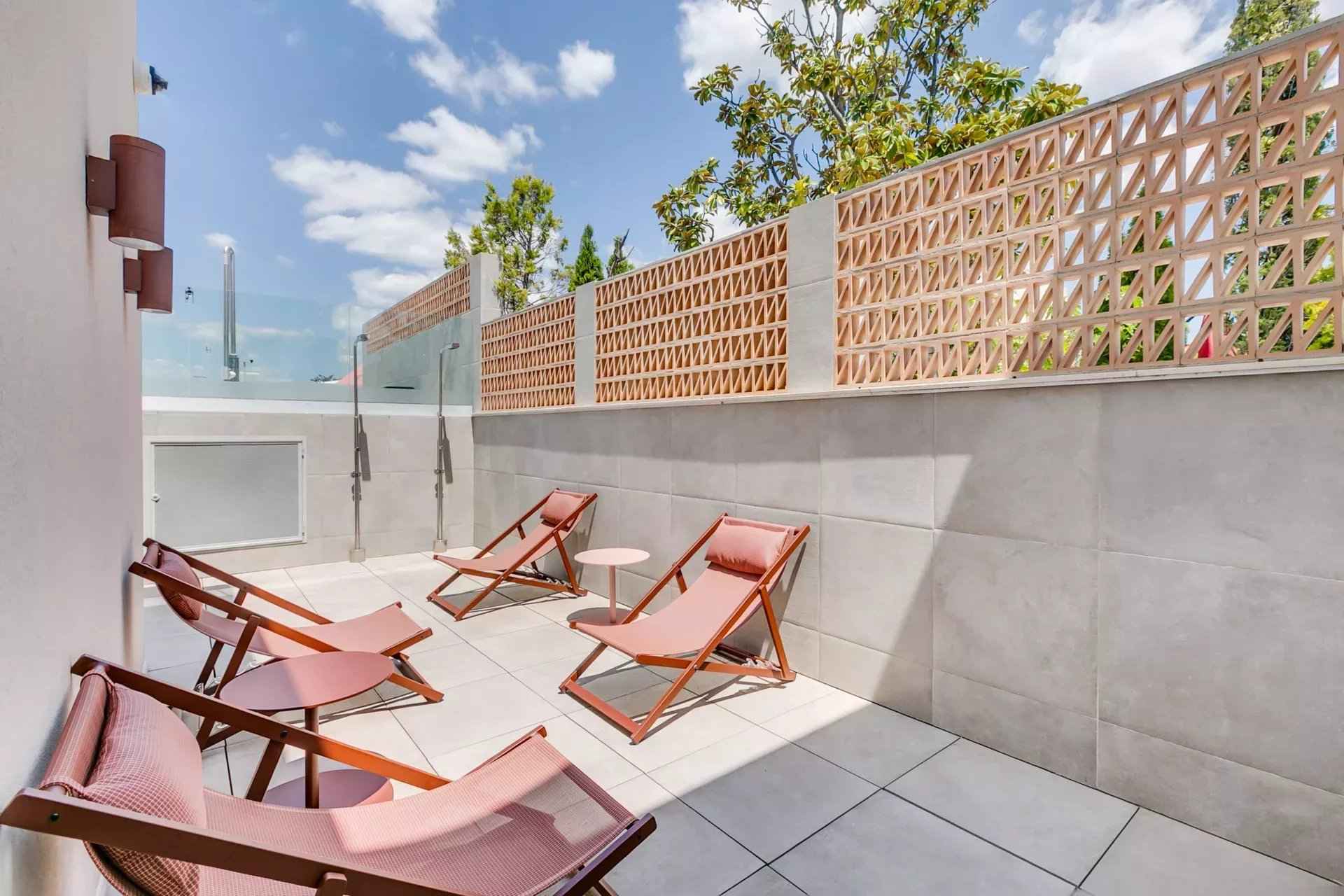 2825bbe16a523b1acd7b6f8abf68db4c 976c537248 1920 original - Attribut alt par défaut.