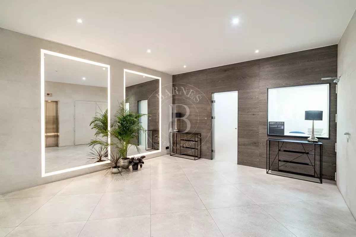 6595e7a84069d268be9d43f7b9d40a88 3123961652 1200 original - Attribut alt par défaut.