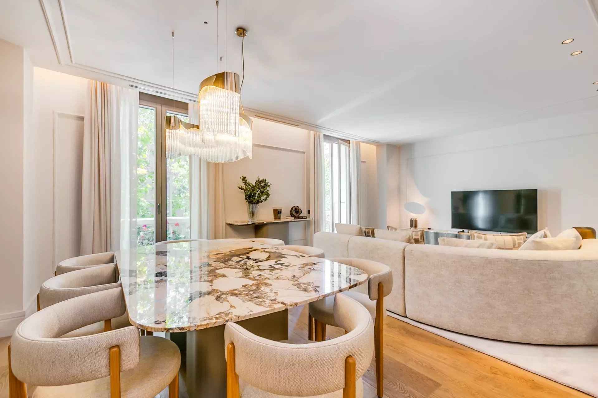 6038c4f1a942aaa7610b1b10b3c85843 b700c41e6f 1920 original - Attribut alt par défaut.