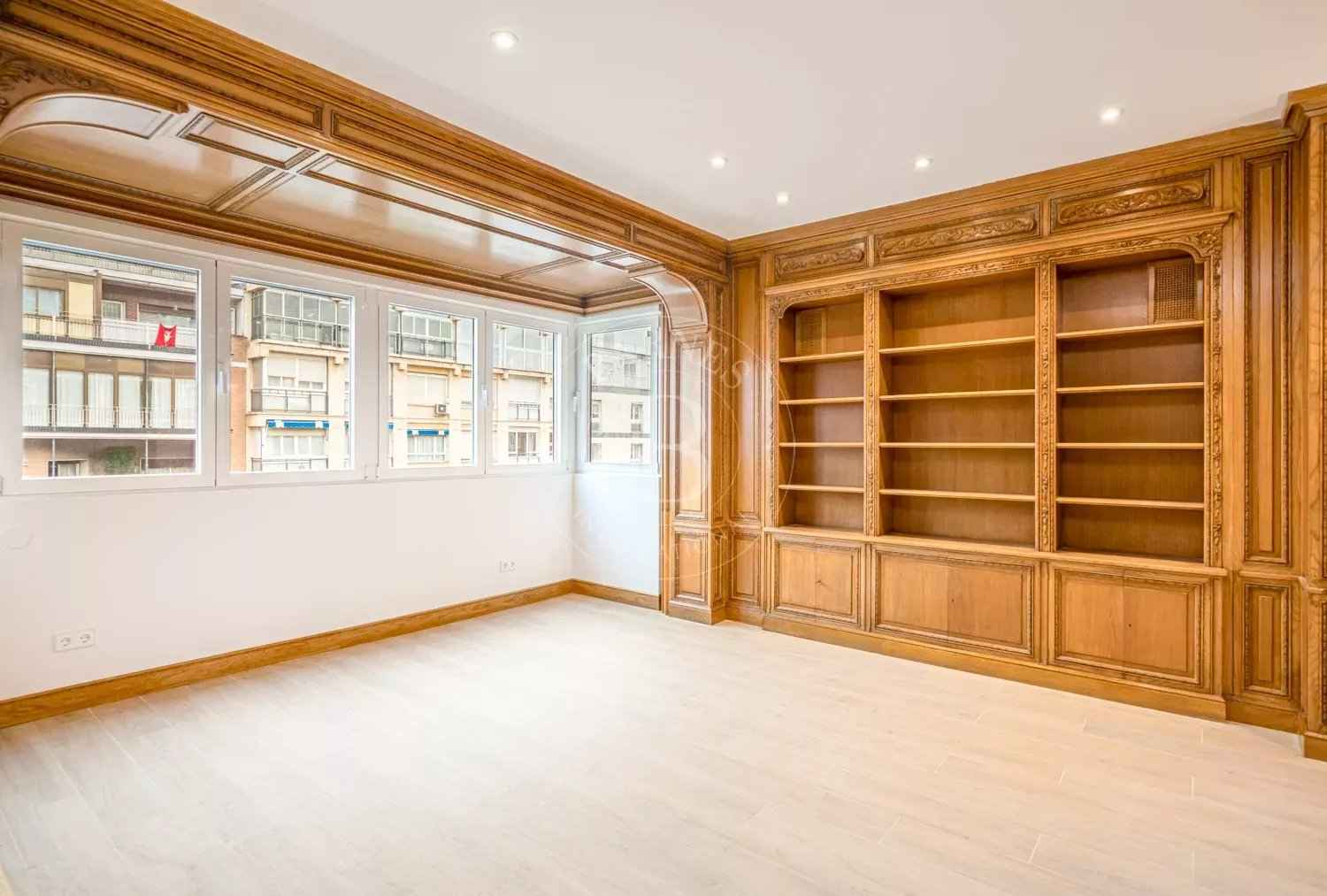 658a91bec04323e1424d9633451c67ba 1034c61e55 1500 original - Attribut alt par défaut.