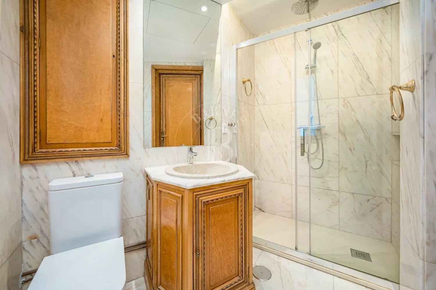 8116f381ceb431cc661708bb963f090d 6b16550c42 1500 original - Attribut alt par défaut.