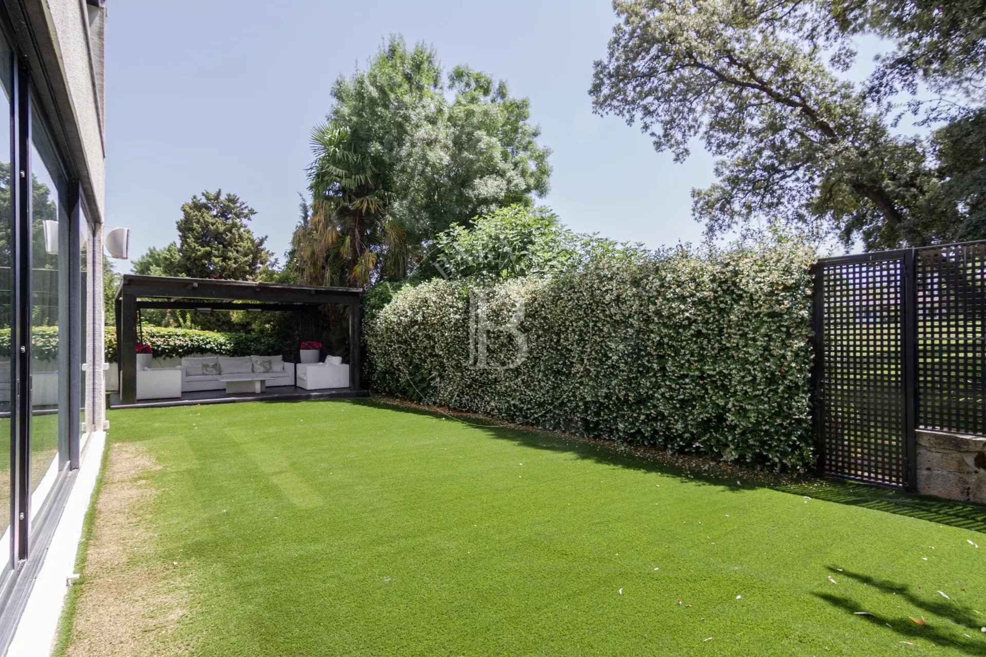 3dbf6f411167982d0a74f5419364e098 44f1eb0128 1920 original - Attribut alt par défaut.