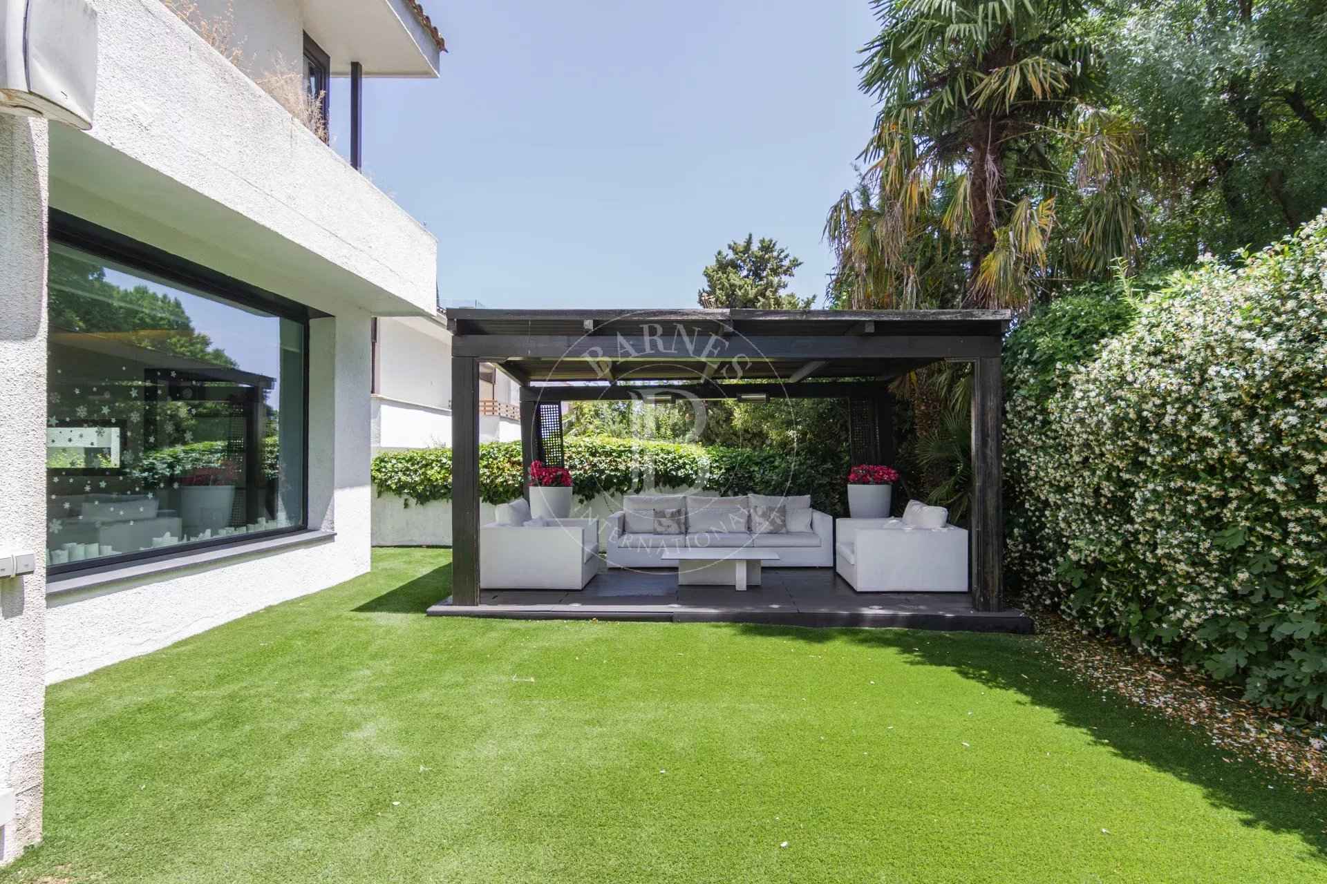 019b3697d371cc1f2bb2cd386732ce69 9527bb5df9 1920 original - Attribut alt par défaut.