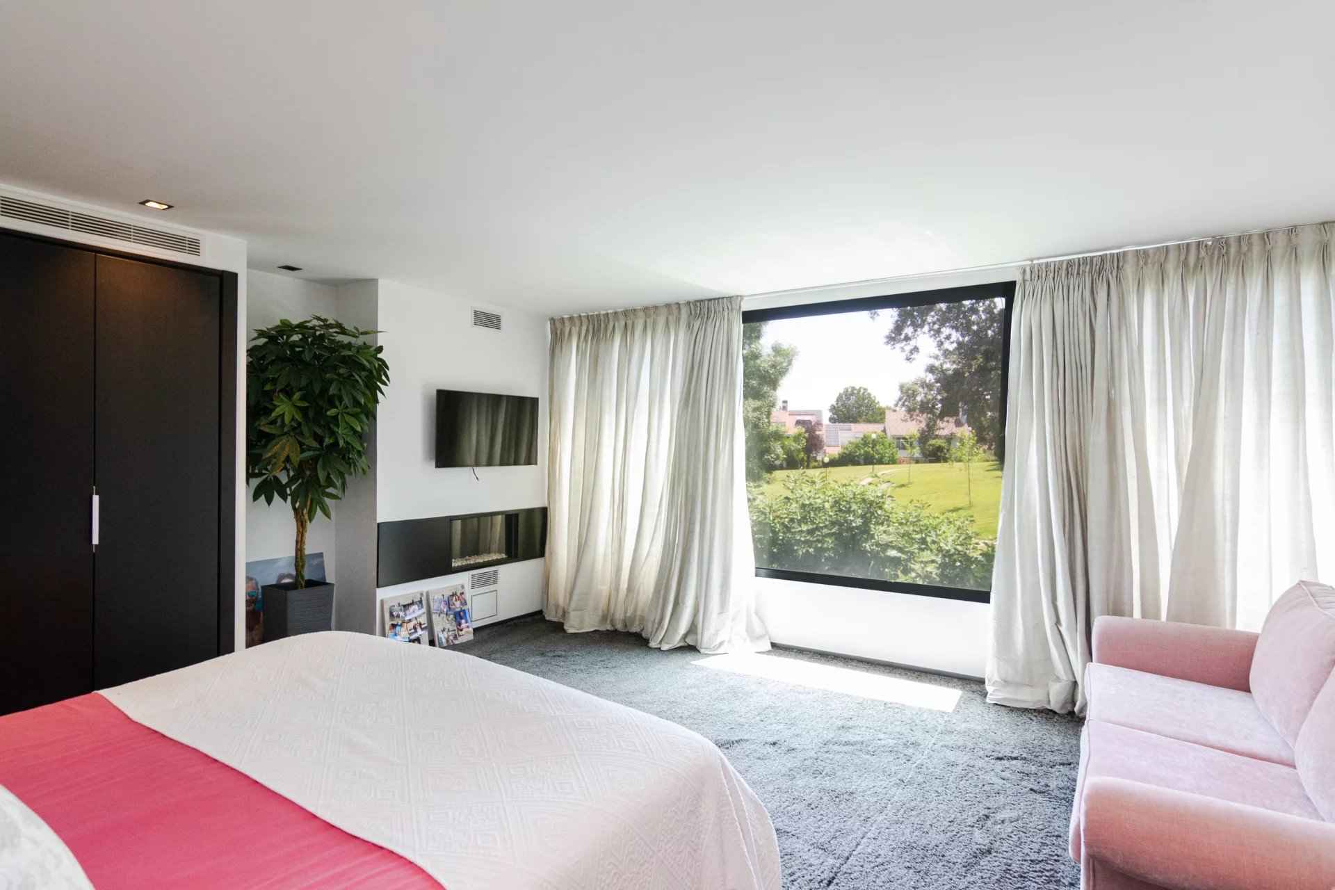 Ccfc66d065309dacdedf59865d71b0cf 253979ff25 1920 original - Attribut alt par défaut.