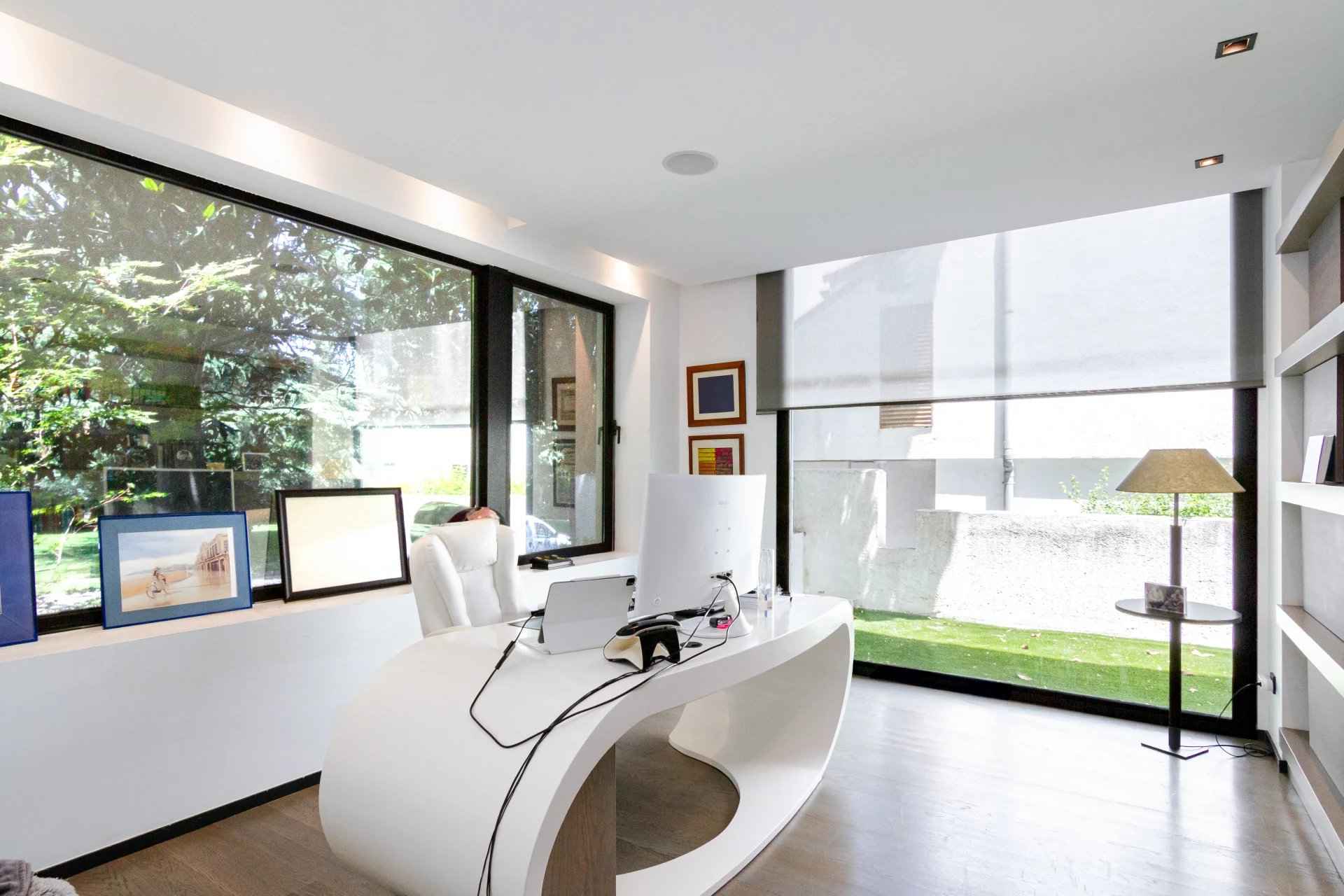 C62af10307e608f3f93024ab8a456ff5 5f362ee530 1920 original - Attribut alt par défaut.