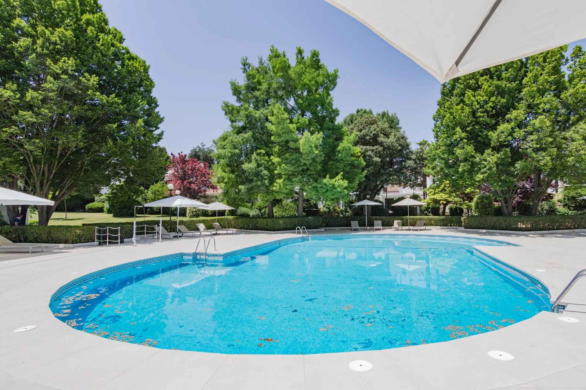 Bac28bb63cc13b71a606a3736e9a6c2f 173e80de15 1920 original - Attribut alt par défaut.