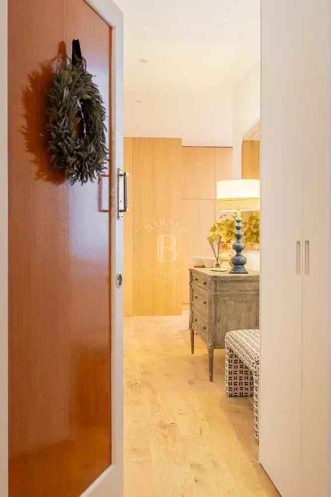 0bf5faef282d37e2da371a2888caac1d d036f5deff 1000 original - Translation missing: en.helpers.application.image_tag.default_alt