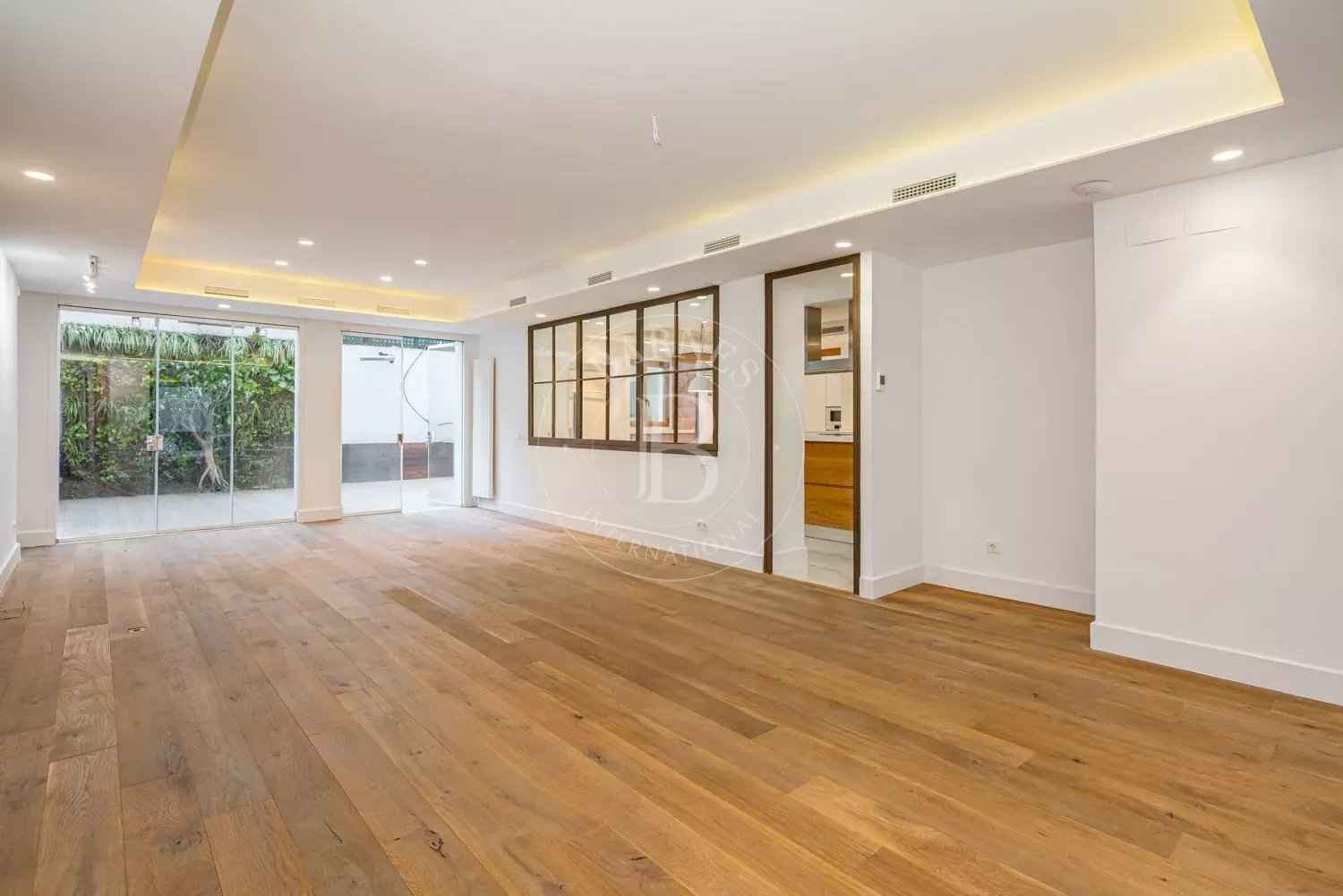 86a9111798e97b111567ce68605cddbf bd95874b6f 1500 original - Attribut alt par défaut.