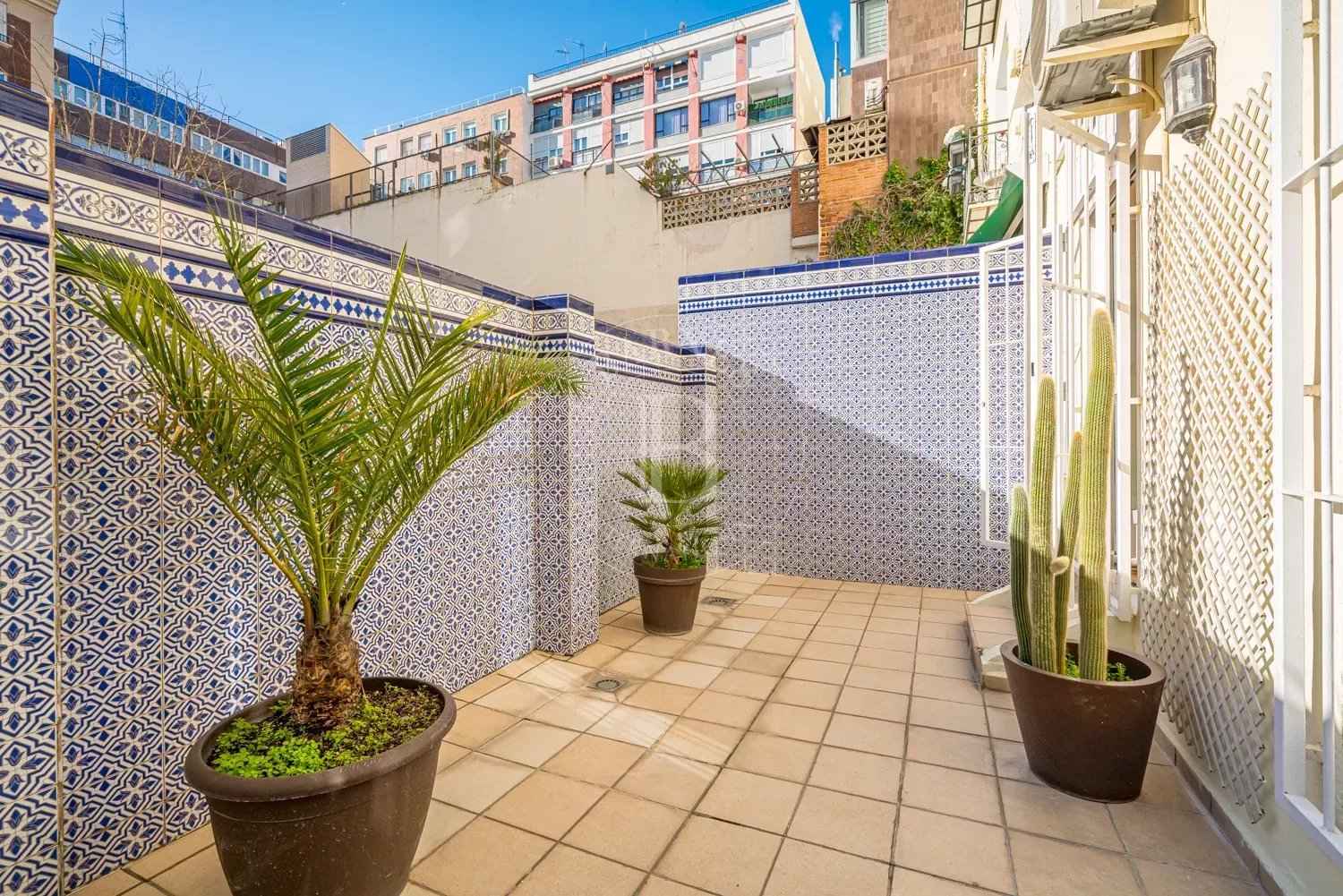 45841067f072d38d14c01411518b563b eb4212fefc 1500 original - Attribut alt par défaut.