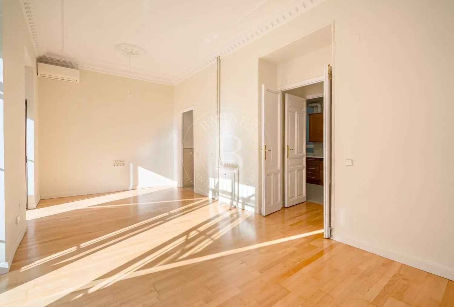 934887c24b65d1ebcdc2e11e5595bec7 15c604f747 1500 original - Attribut alt par défaut.