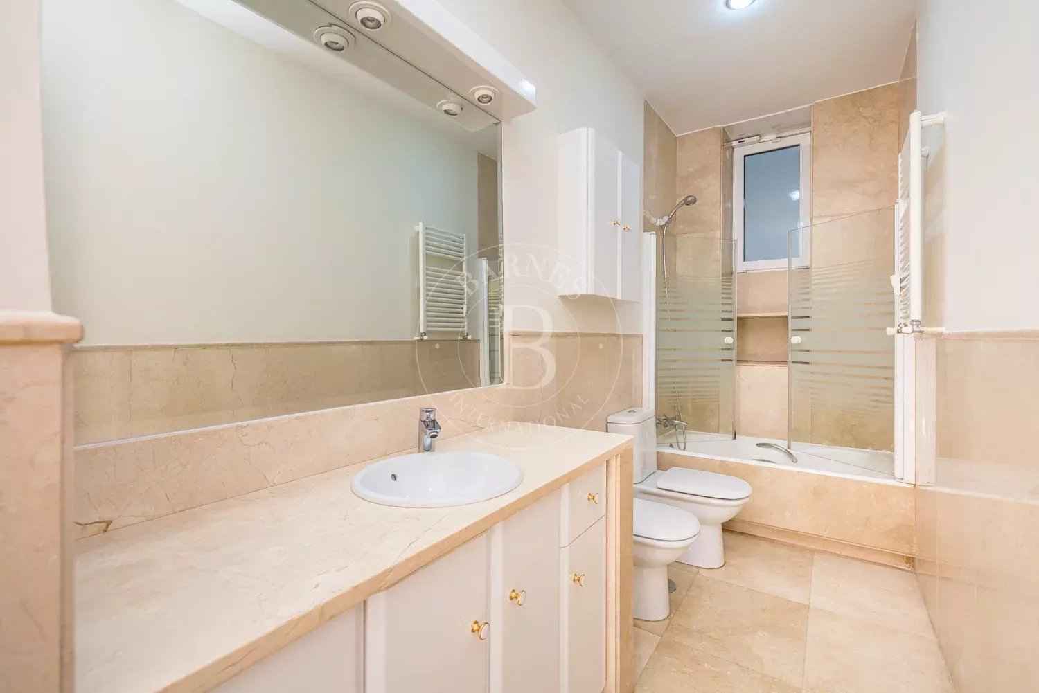 C43f8fd253a6579e90db7367fe025b46 a9c38ad29b 1500 original - Attribut alt par défaut.