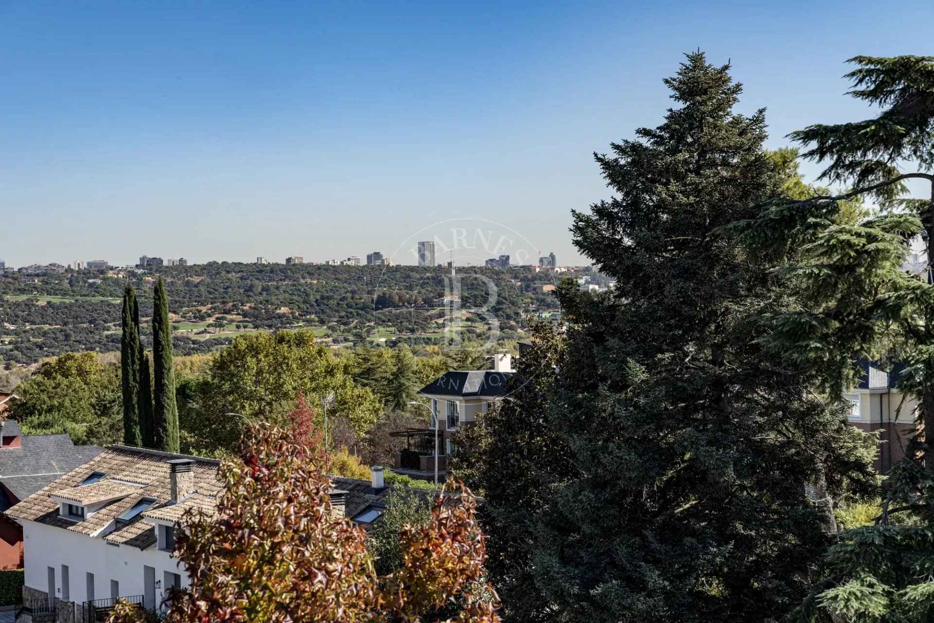 E17bb96ee675b03d6e8f4963f23113cf effe81649f 1920 original - Attribut alt par défaut.