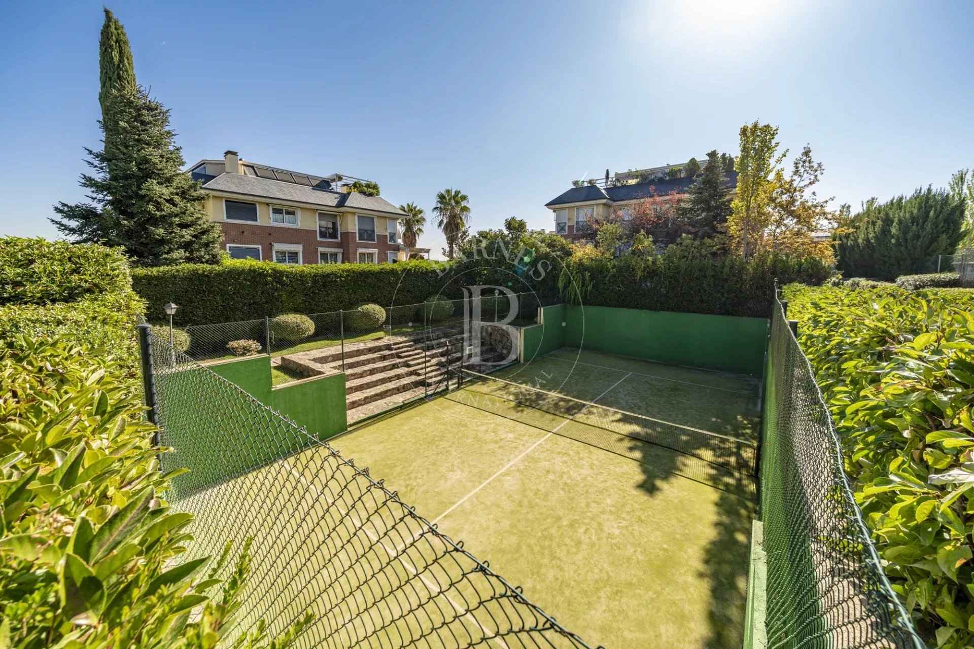 D6ad89cc28a45e5ea258390f059a5137 c068bd3595 1920 original - Attribut alt par défaut.