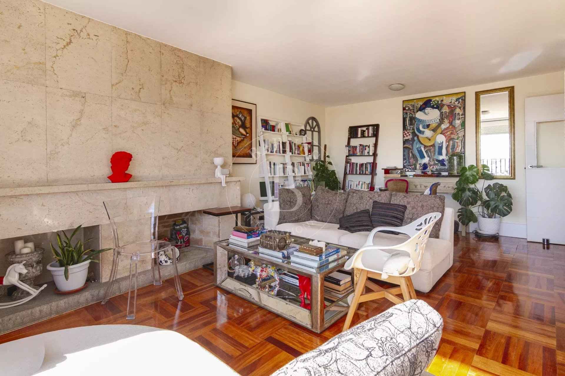 99a6ae80e5c16fd37eb670047ac5b97d 0c5d815823 1920 original - Attribut alt par défaut.