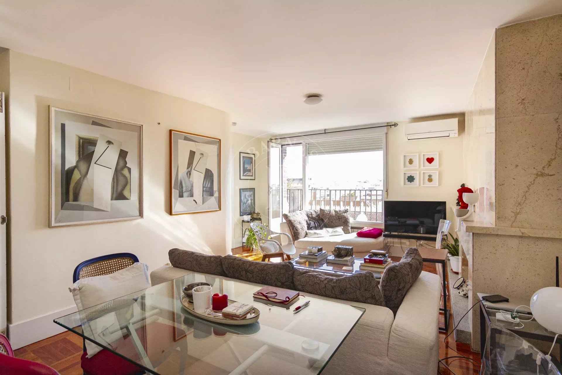 A87730768135a1c9ffcab4bfd441c4e4 66f9e15035 1920 original - Attribut alt par défaut.