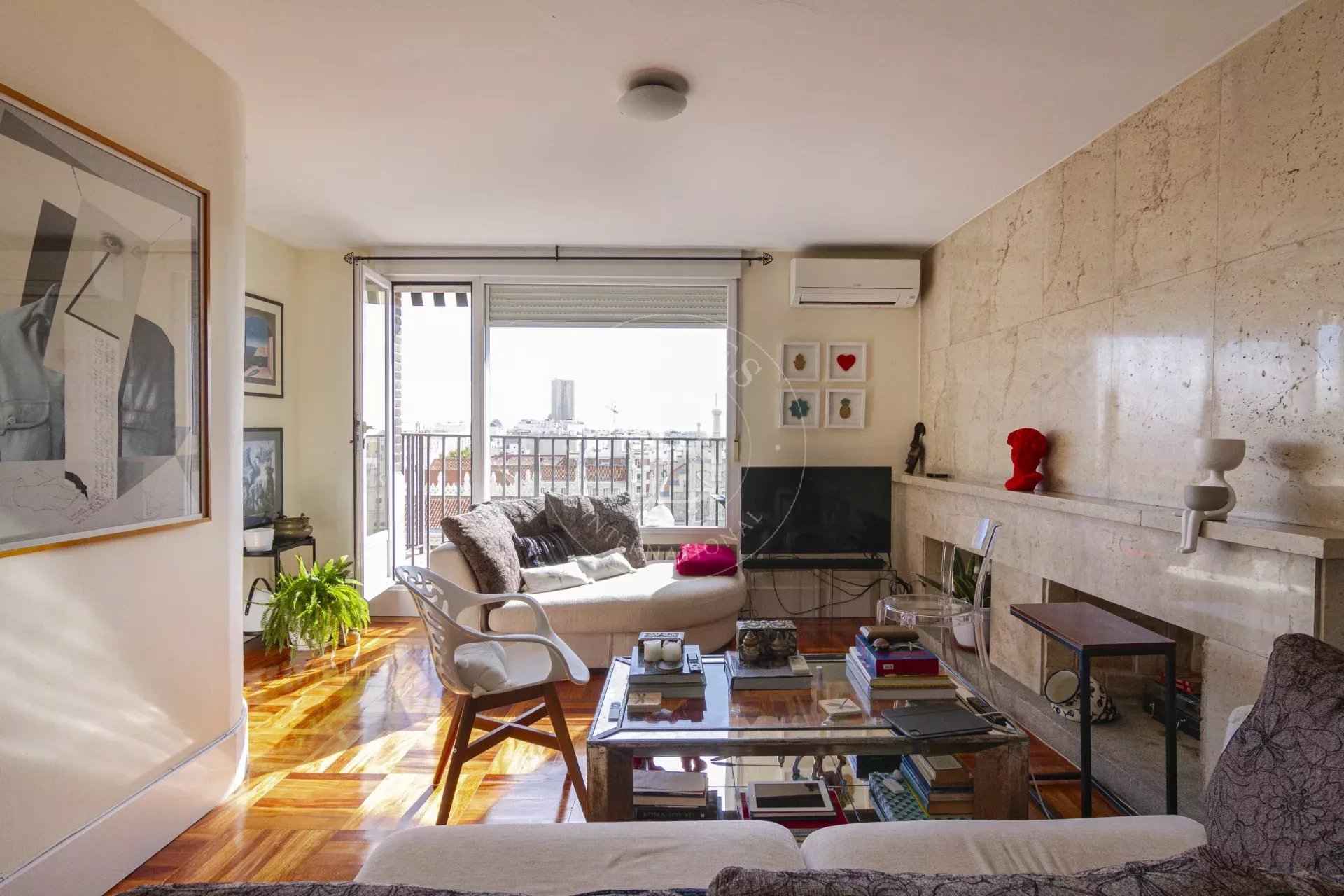 71fdf81e757d6887ee82eb48e9511664 9d95e7592d 1920 original - Attribut alt par défaut.