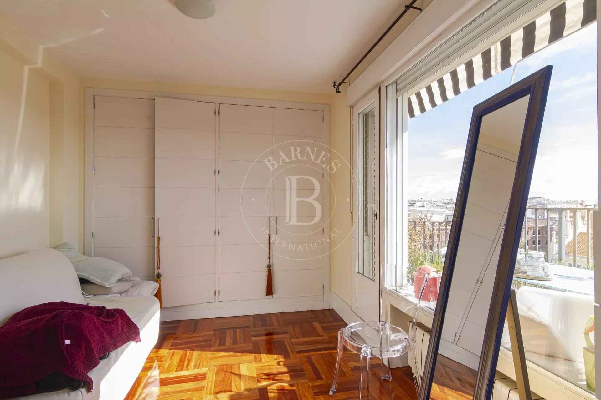 7188a3b25036806dc92e2c30a365af53 a44f67bd72 1920 original - Attribut alt par défaut.