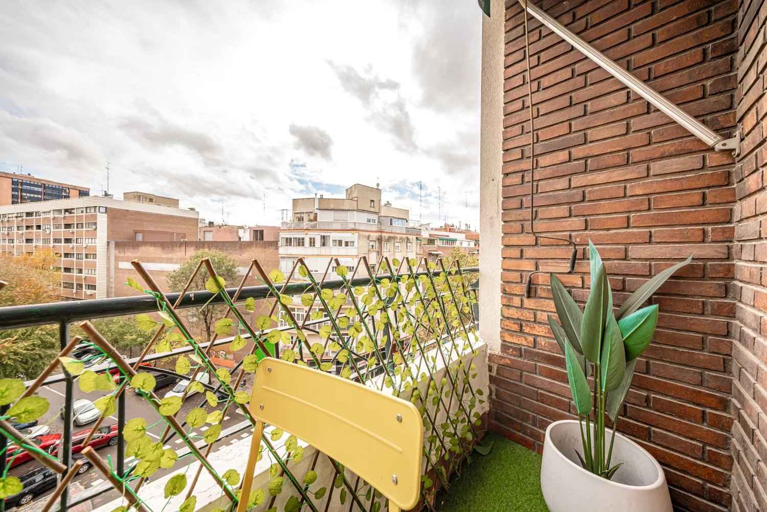 F47cc06b224c3747fb0d6f0000a0a44c 0db436bb27 1500 original - Translation missing: en.helpers.application.image_tag.default_alt