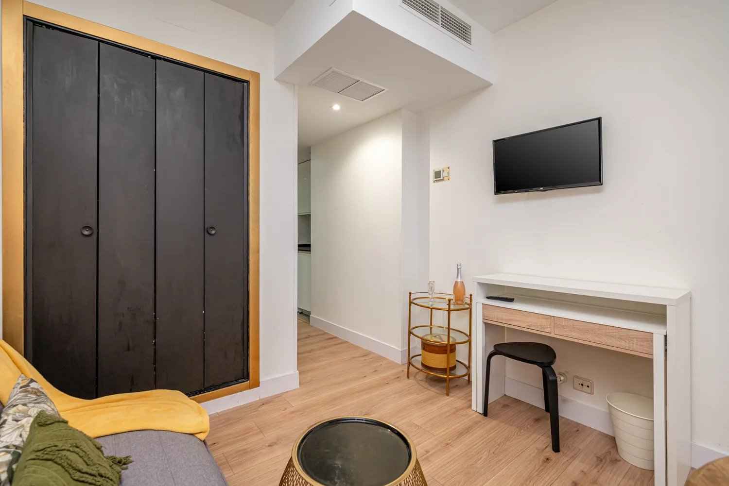 77cb8ef2155cc73d9e1fe410e56bcf47 e8bd07fe06 1500 original - Translation missing: en.helpers.application.image_tag.default_alt